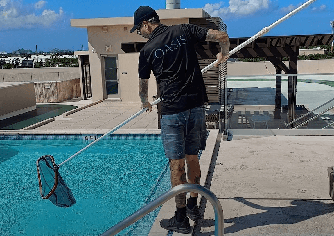 Oasis Pool & Spa