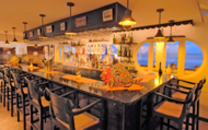 Lighthouse Restaurant At Breakers