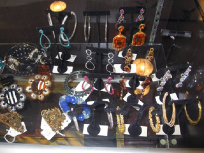 Le Classique - Shoe & Leather Emporium