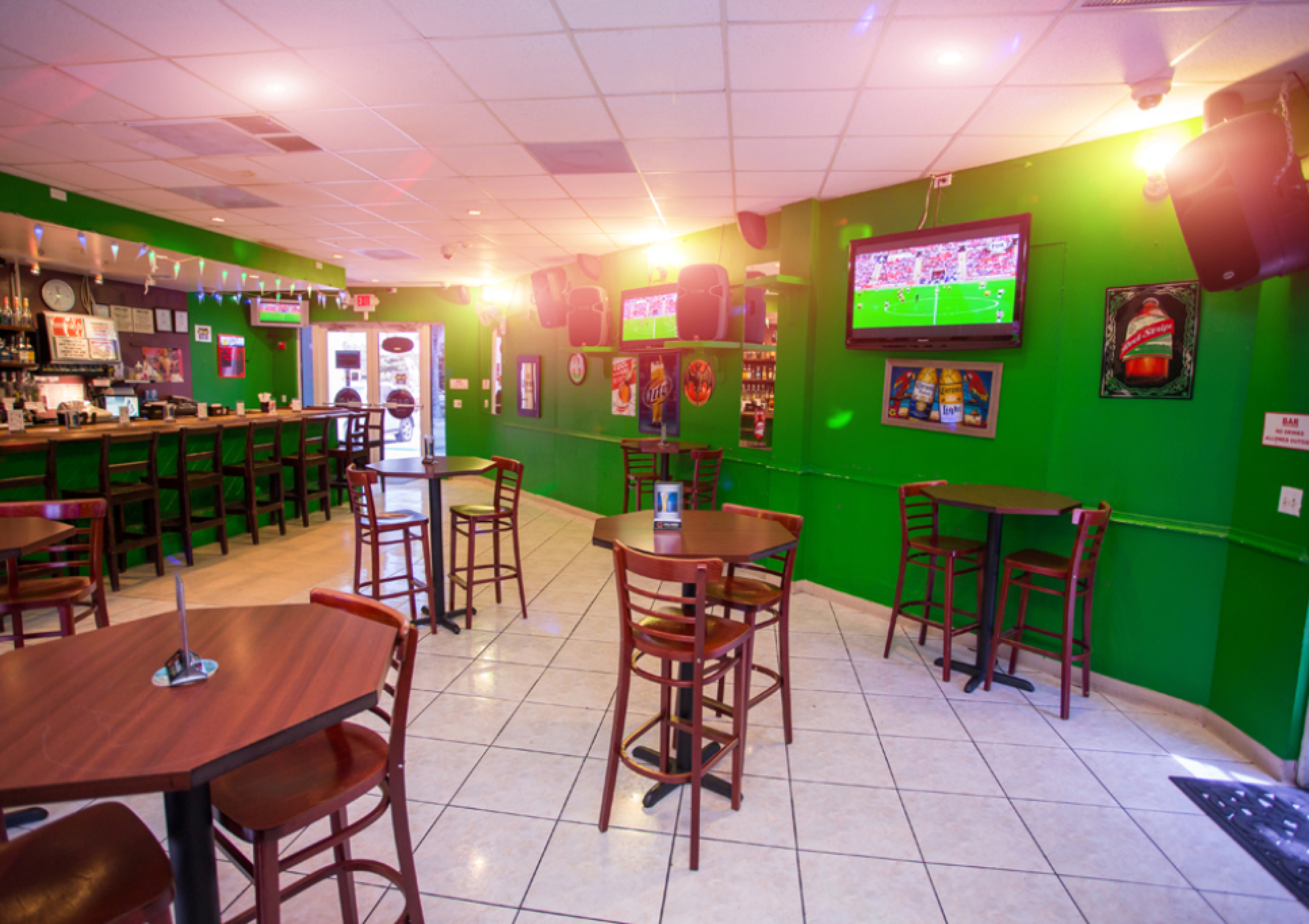 Power Supply Bar & Lounge