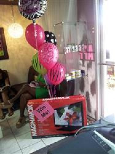 Nail Bar, The